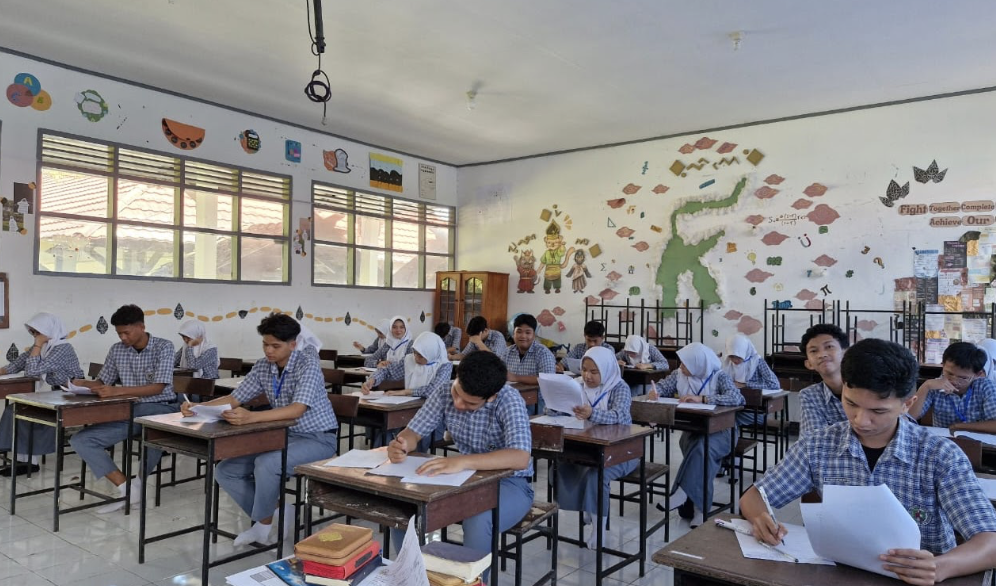 Hari Keenam Pelaksanaan Ujian Sekolah